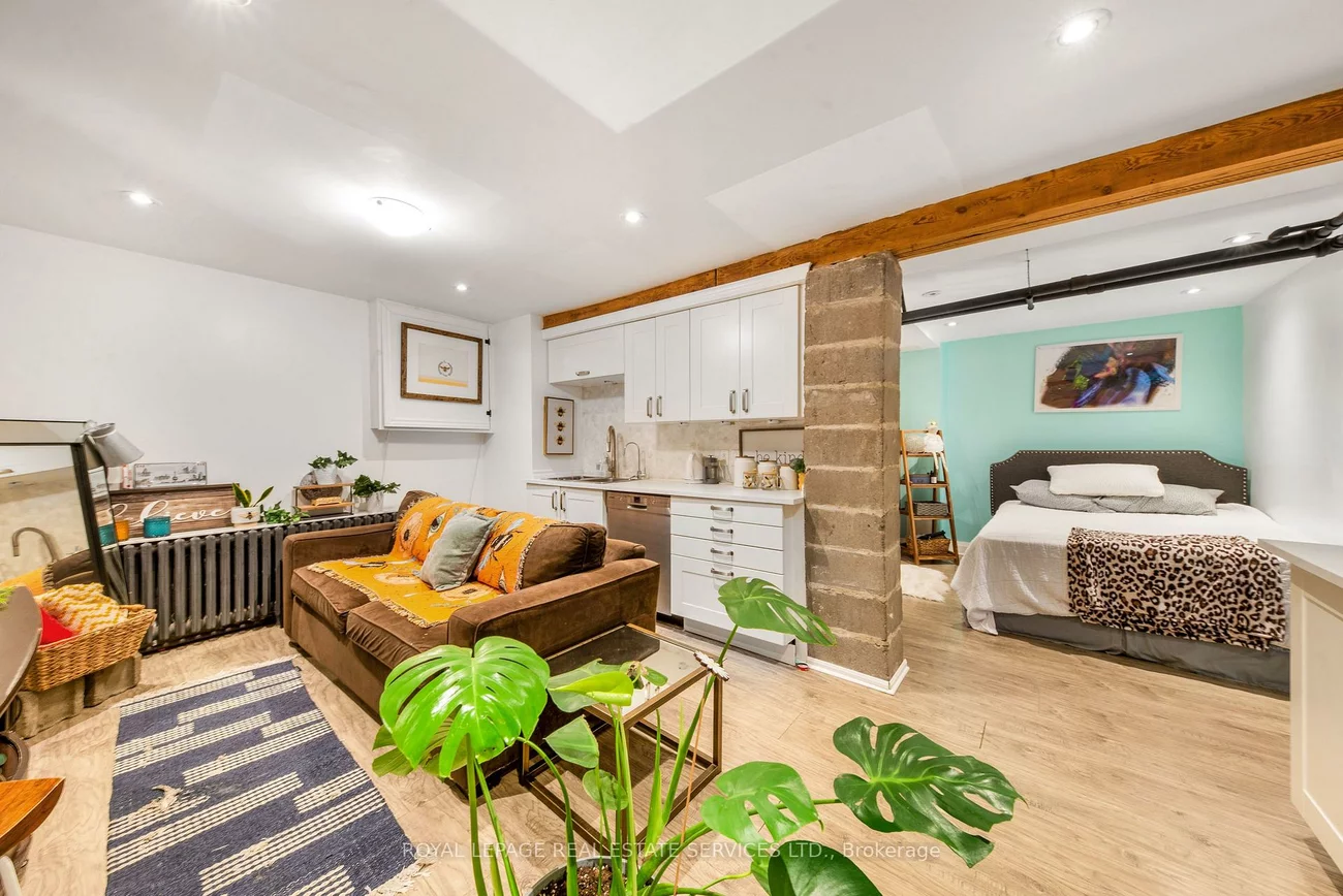 761, Kingston, The Beaches, Toronto