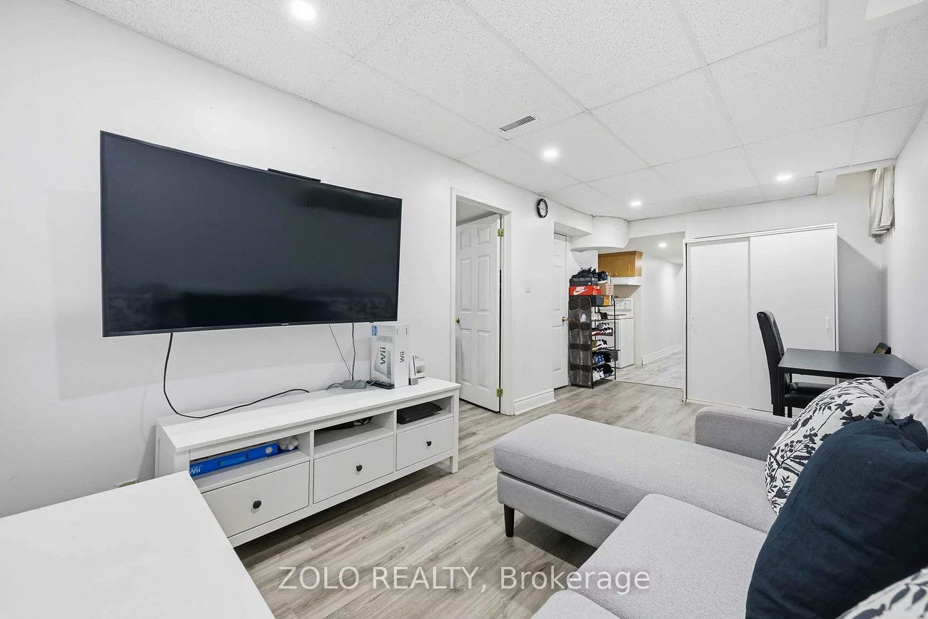 82, Piperbrook, West Hill, Toronto