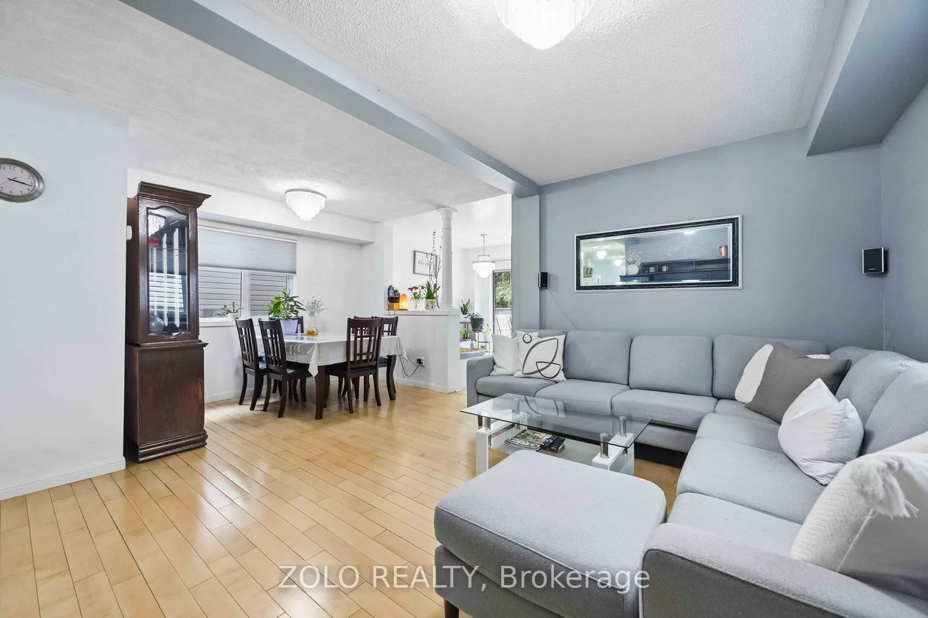 82, Piperbrook, West Hill, Toronto