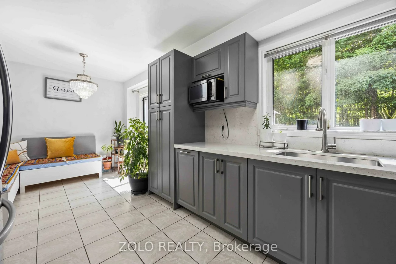 82, Piperbrook, West Hill, Toronto