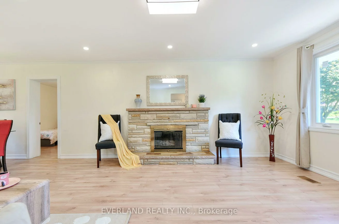 52, Fairglen, L'Amoreaux, Toronto
