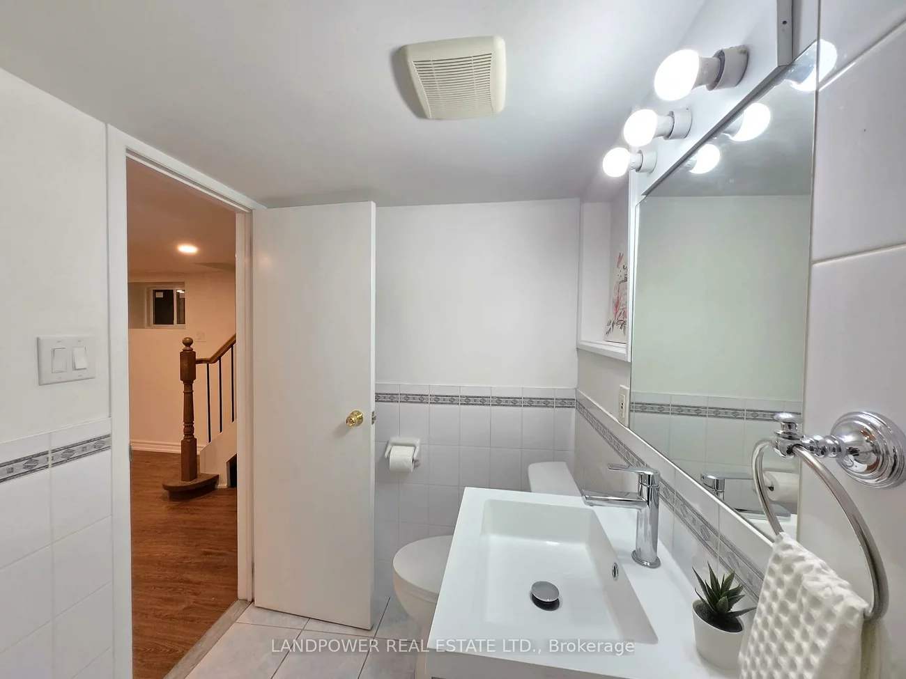 221, Riverdale, North Riverdale, Toronto