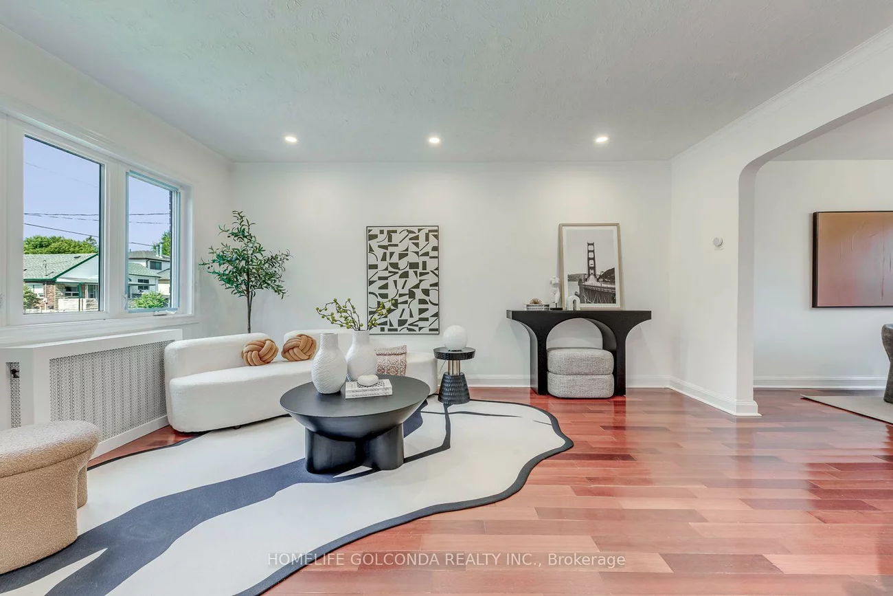 93, North Woodrow, Clairlea-Birchmount, Toronto