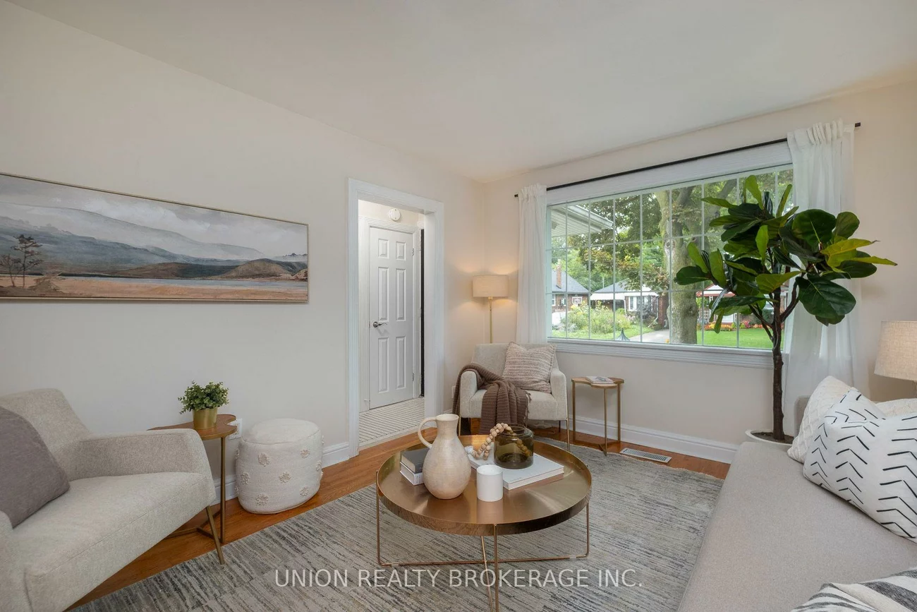 269, Warden, Birchcliffe-Cliffside, Toronto