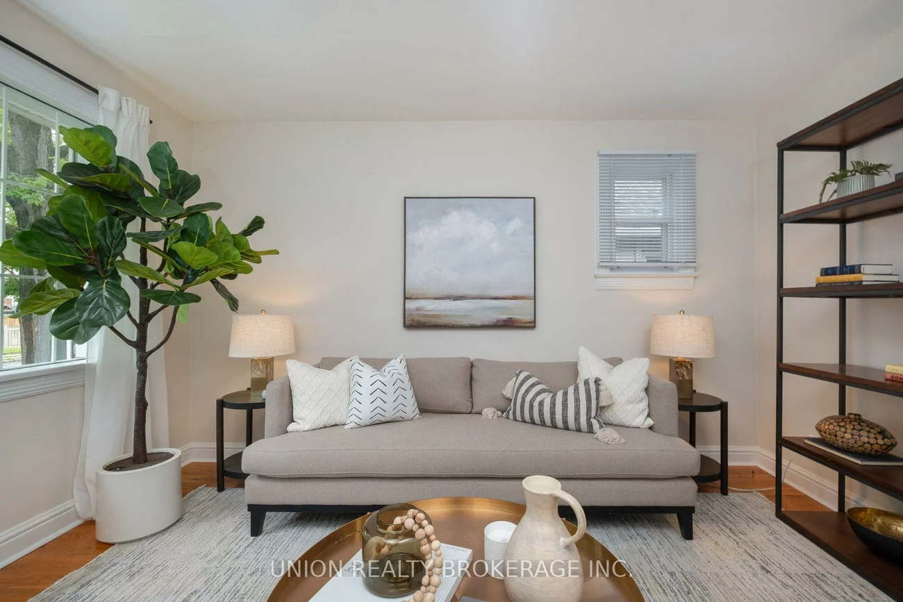 269, Warden, Birchcliffe-Cliffside, Toronto