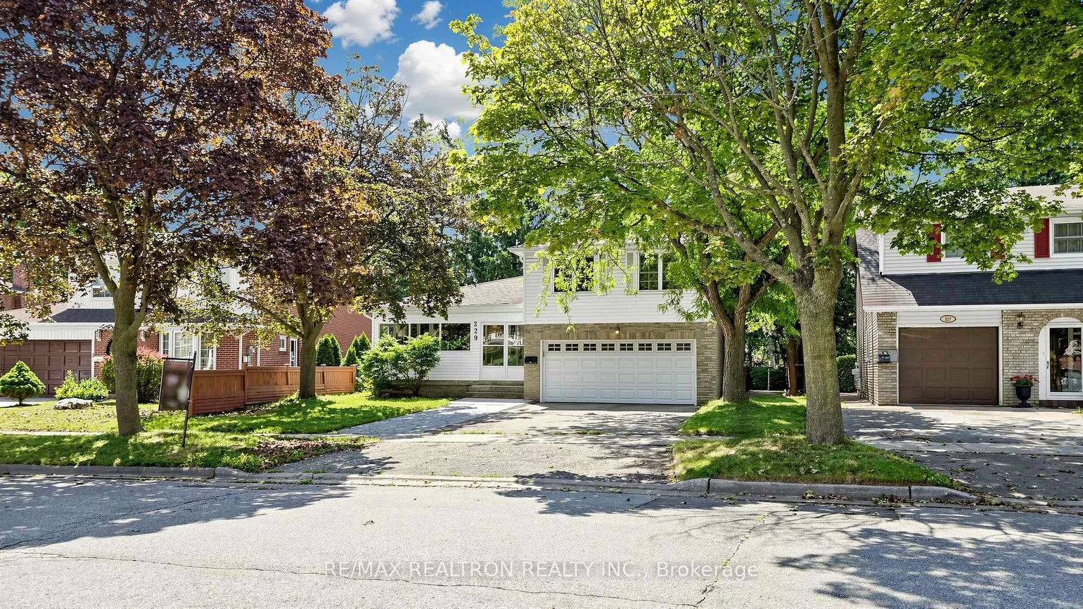 229, CHARTLAND, Agincourt North, Toronto