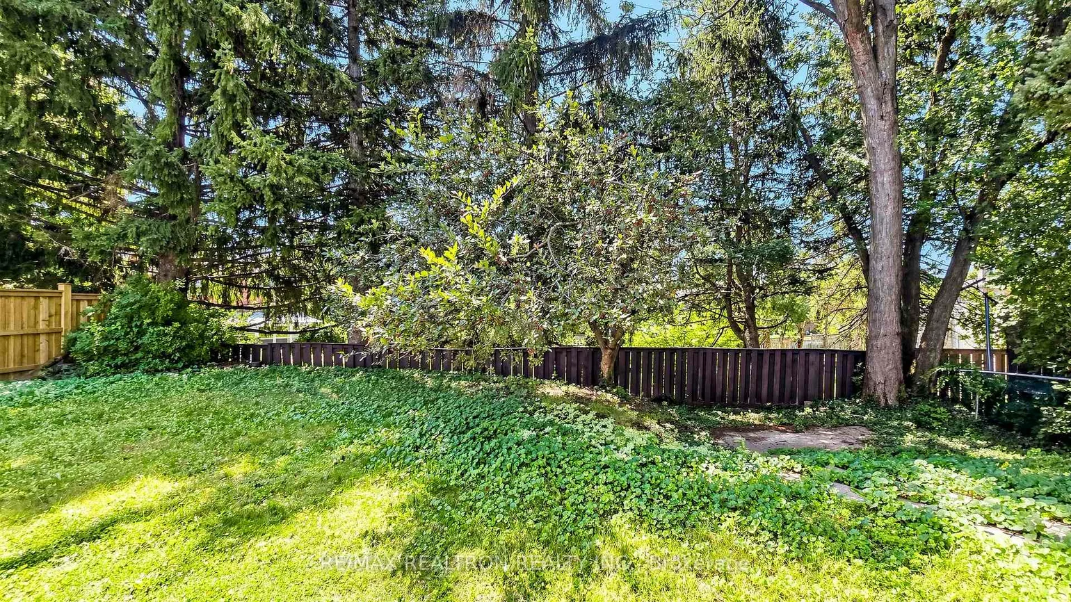 229, CHARTLAND, Agincourt North, Toronto