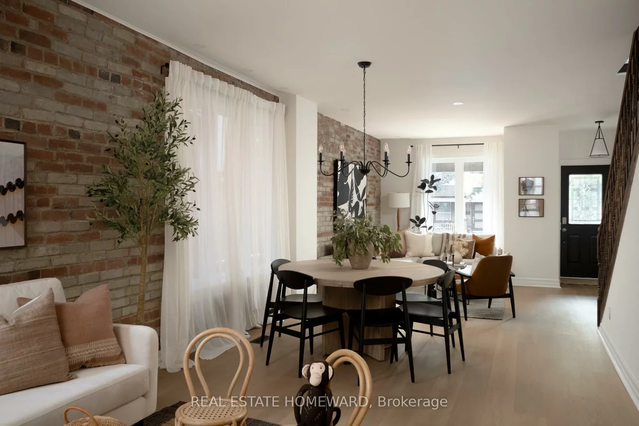 188, Hastings, South Riverdale, Toronto