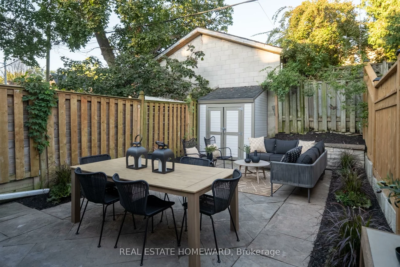 188, Hastings, South Riverdale, Toronto