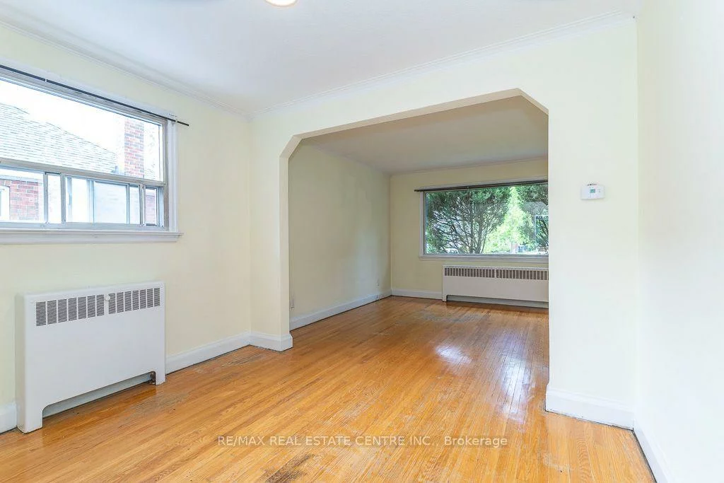 27, Innismore, Wexford-Maryvale, Toronto