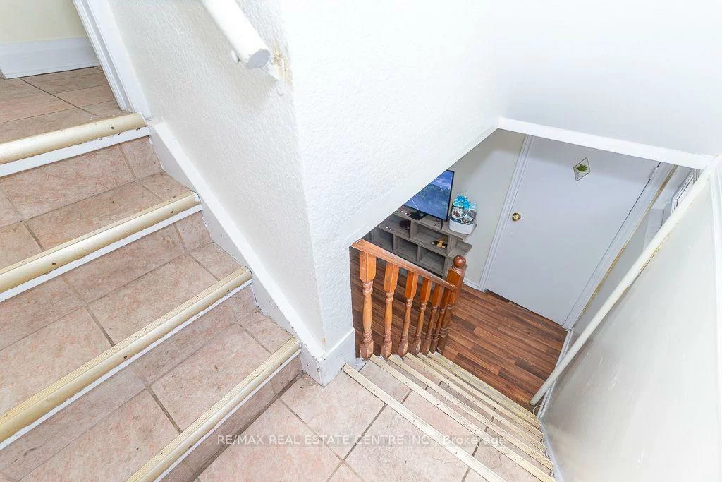 27, Innismore, Wexford-Maryvale, Toronto