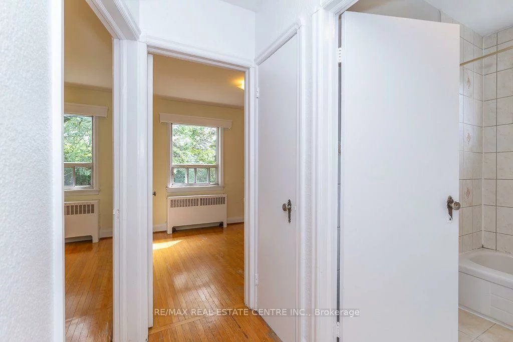 27, Innismore, Wexford-Maryvale, Toronto