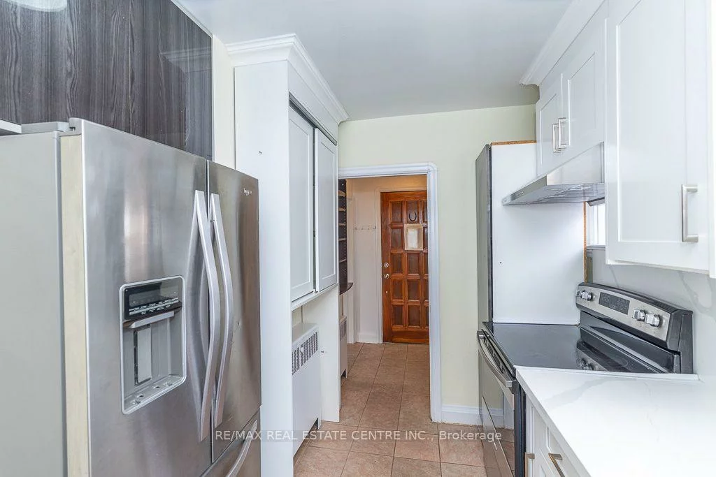 27, Innismore, Wexford-Maryvale, Toronto