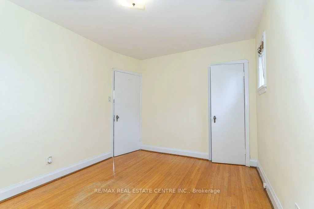 27, Innismore, Wexford-Maryvale, Toronto