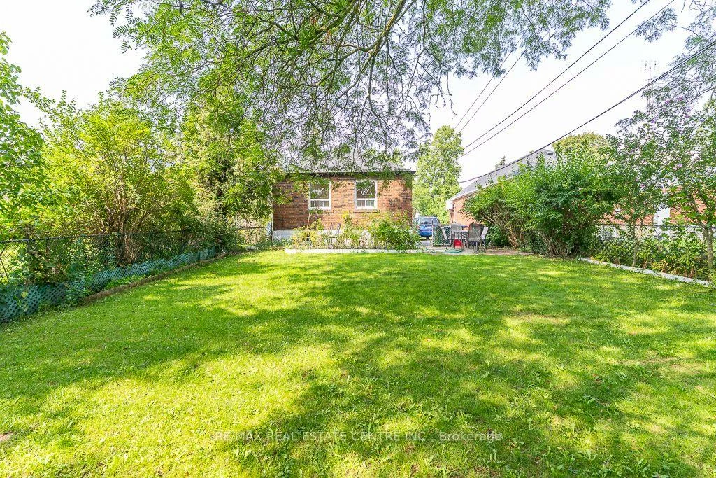 27, Innismore, Wexford-Maryvale, Toronto