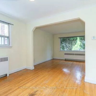 27, Innismore, Wexford-Maryvale, Toronto