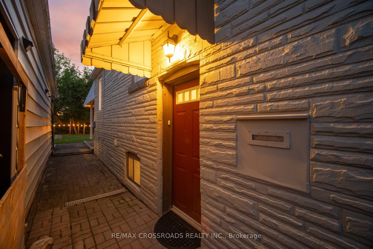 18, Adanac, Cliffcrest, Toronto
