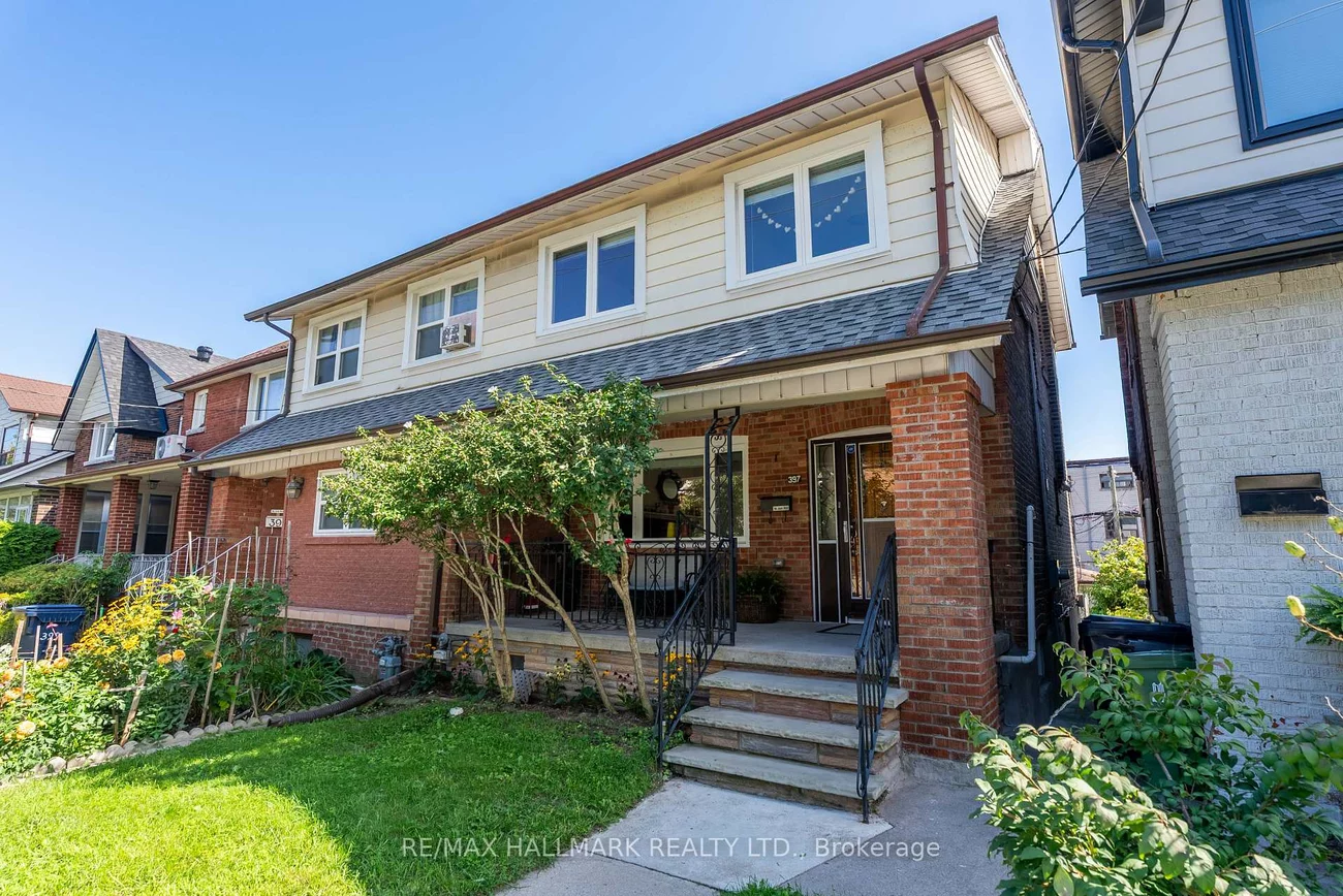 397, Strathmore, Danforth, Toronto
