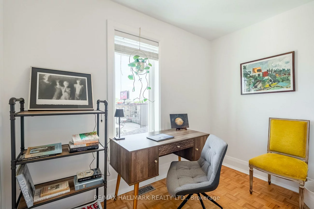 397, Strathmore, Danforth, Toronto