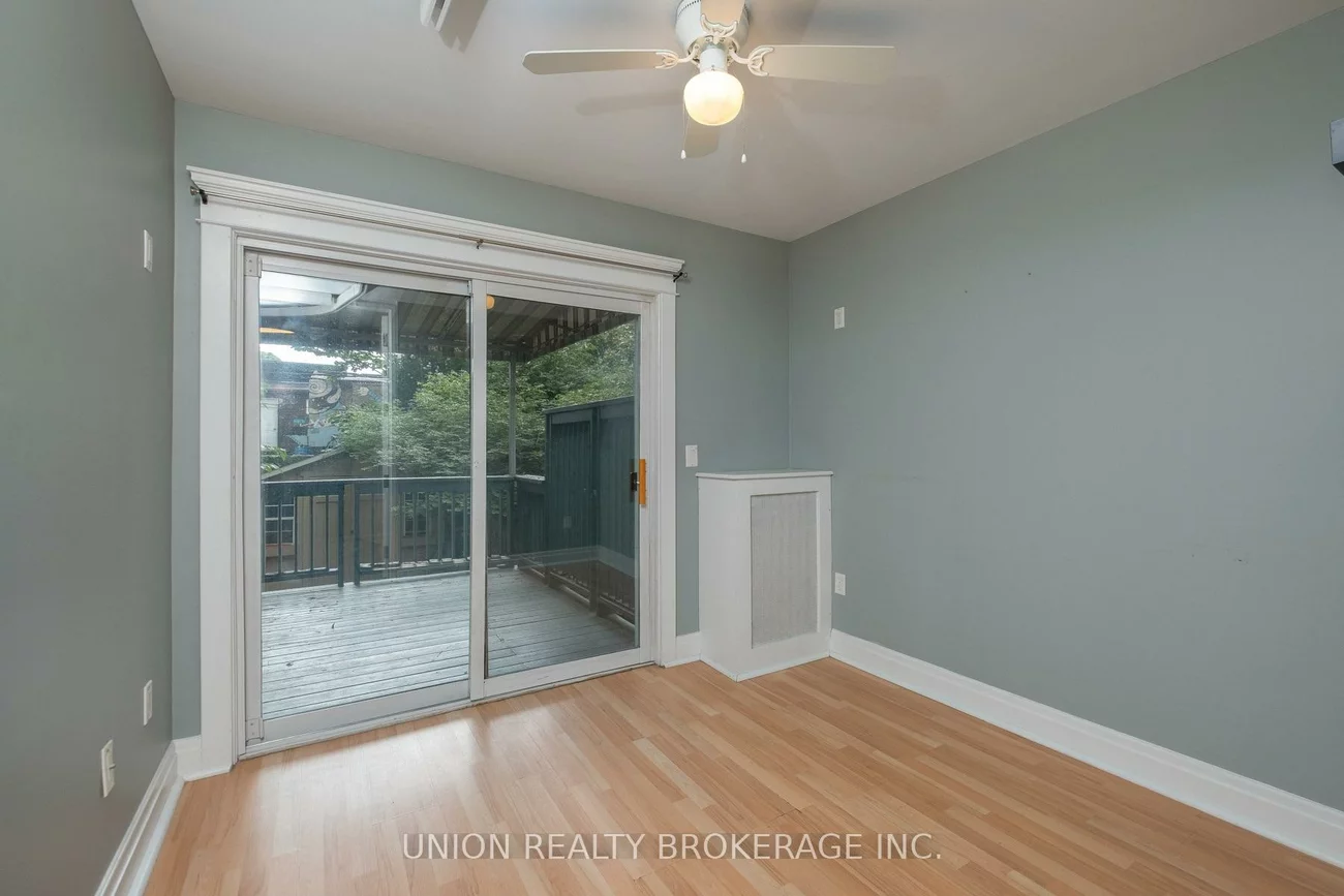 9, Simpson, South Riverdale, Toronto