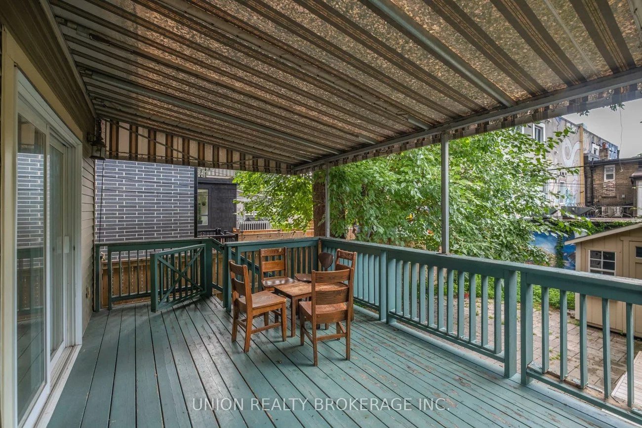 9, Simpson, South Riverdale, Toronto