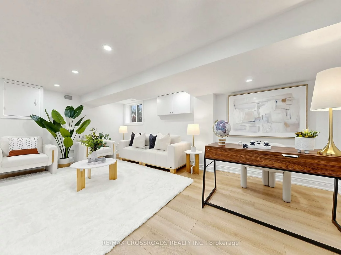 548, Glebeholme, Danforth, Toronto