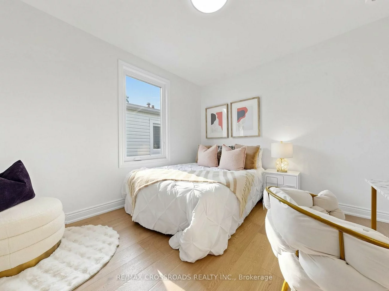 548, Glebeholme, Danforth, Toronto