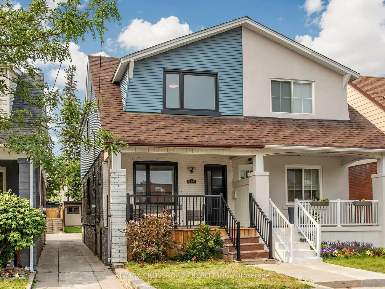 548, Glebeholme, Danforth, Toronto