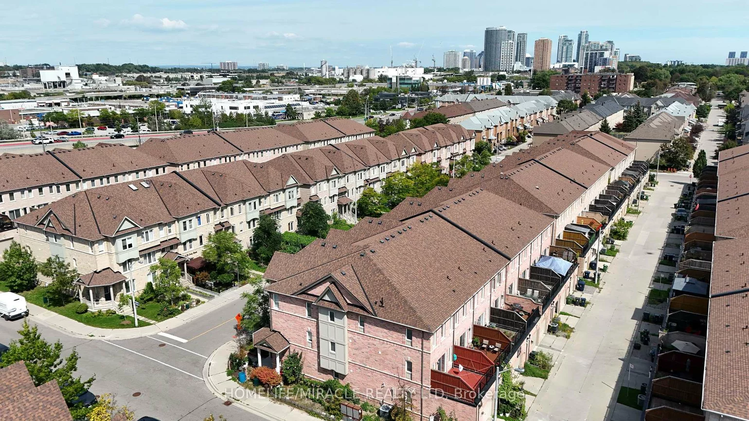 3, De Jong, Dorset Park, Toronto