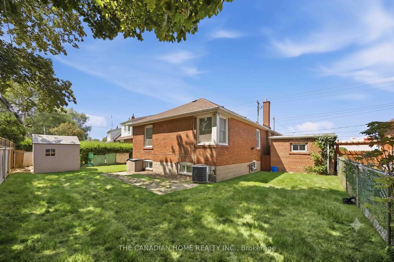 1373, Pharmacy, Wexford-Maryvale, Toronto