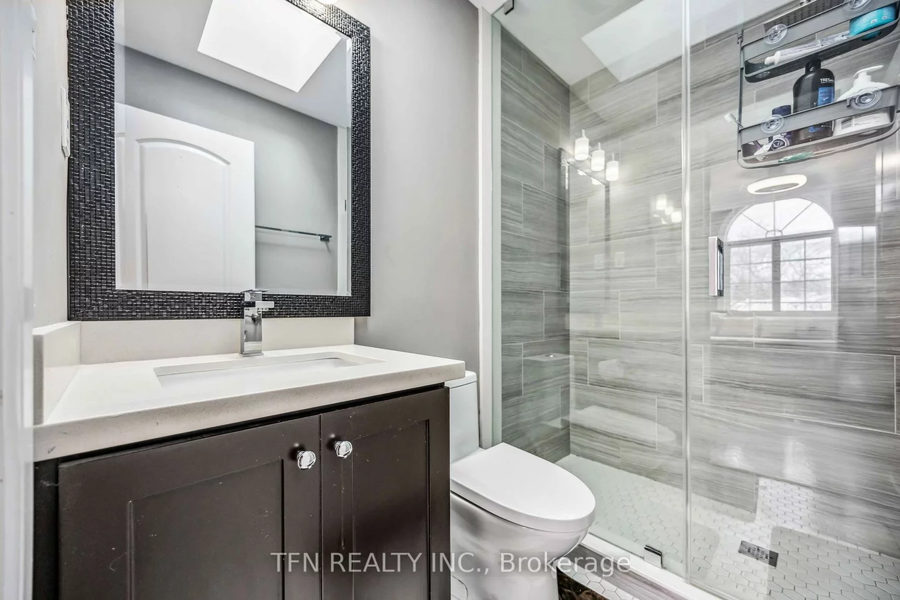 282B, Aylesworth, Birchcliffe-Cliffside, Toronto