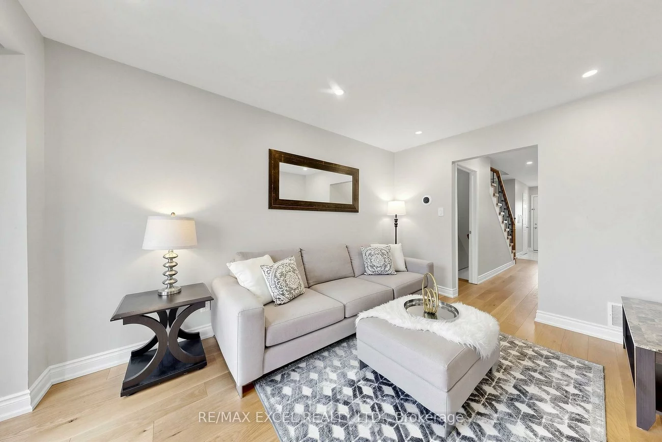 144, Brookmill, L'Amoreaux, Toronto