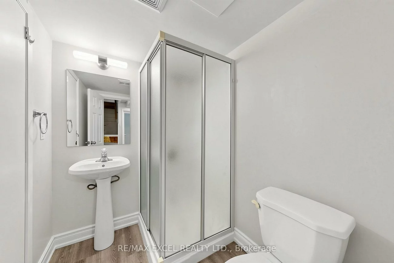 144, Brookmill, L'Amoreaux, Toronto