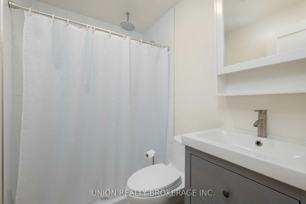 28, Victoria Park, The Beaches, Toronto