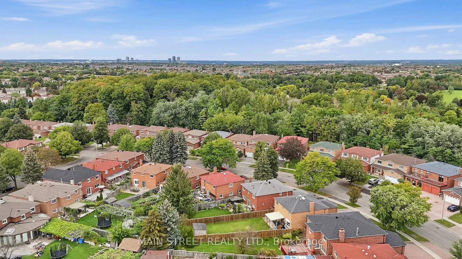 95, Whistling Hills, Milliken, Toronto