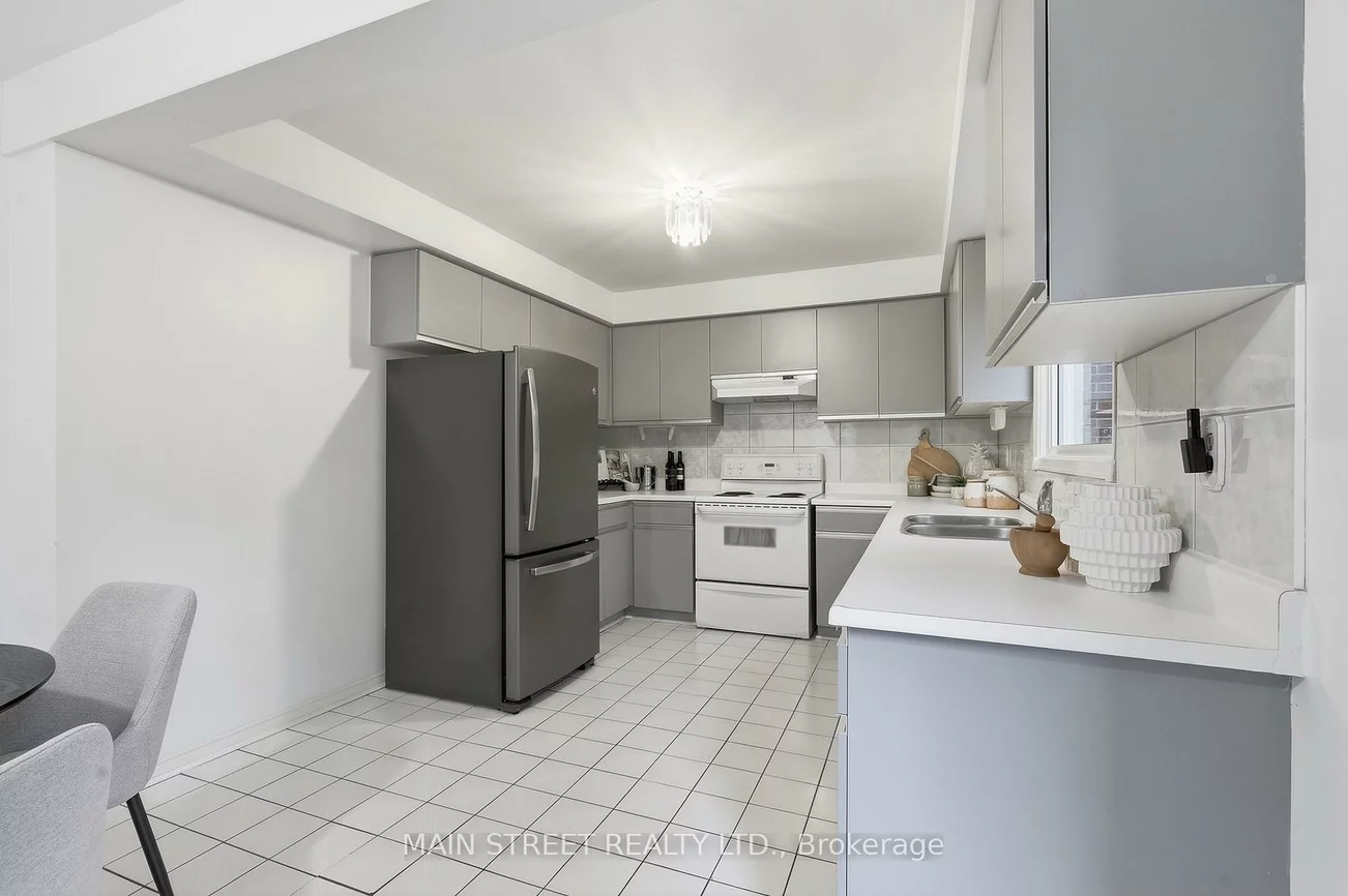 95, Whistling Hills, Milliken, Toronto