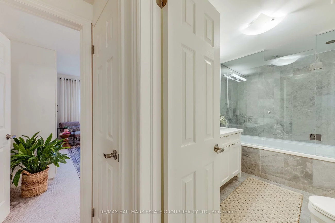 157, Heward, South Riverdale, Toronto