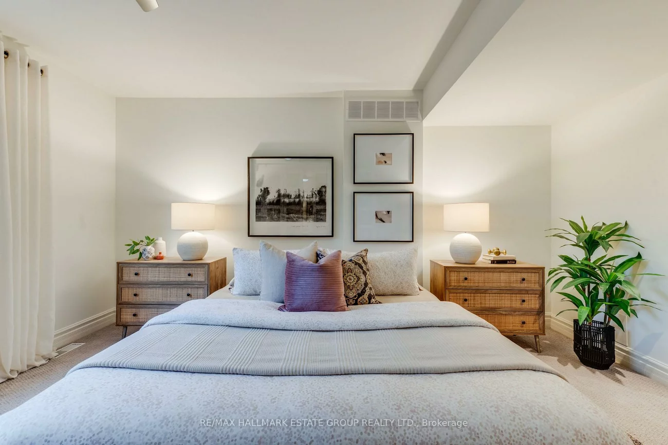 157, Heward, South Riverdale, Toronto