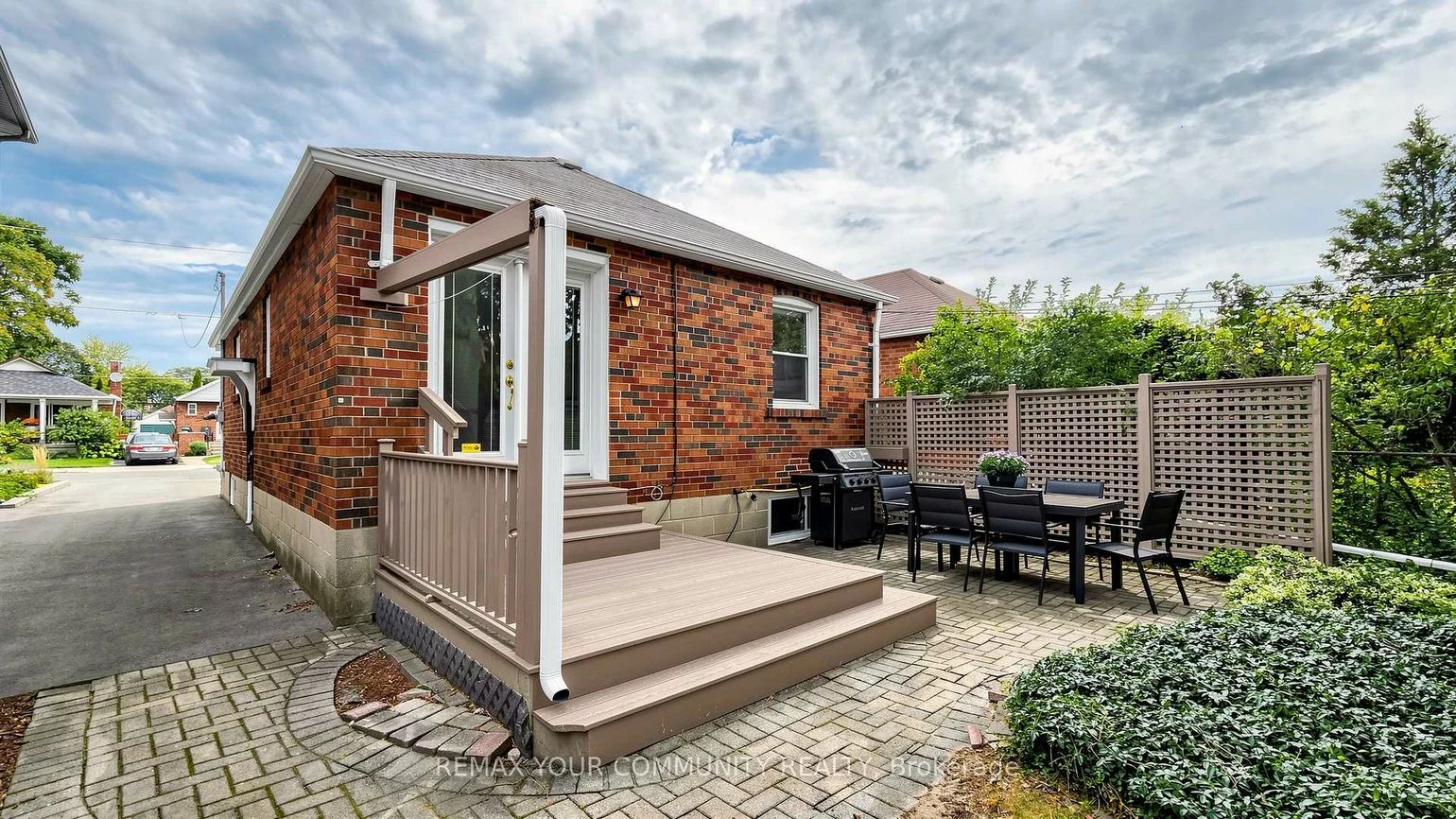 6, Athlone, East York, Toronto