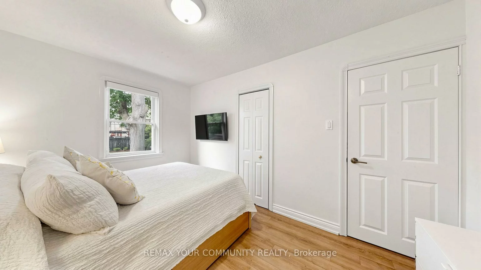 6, Athlone, East York, Toronto