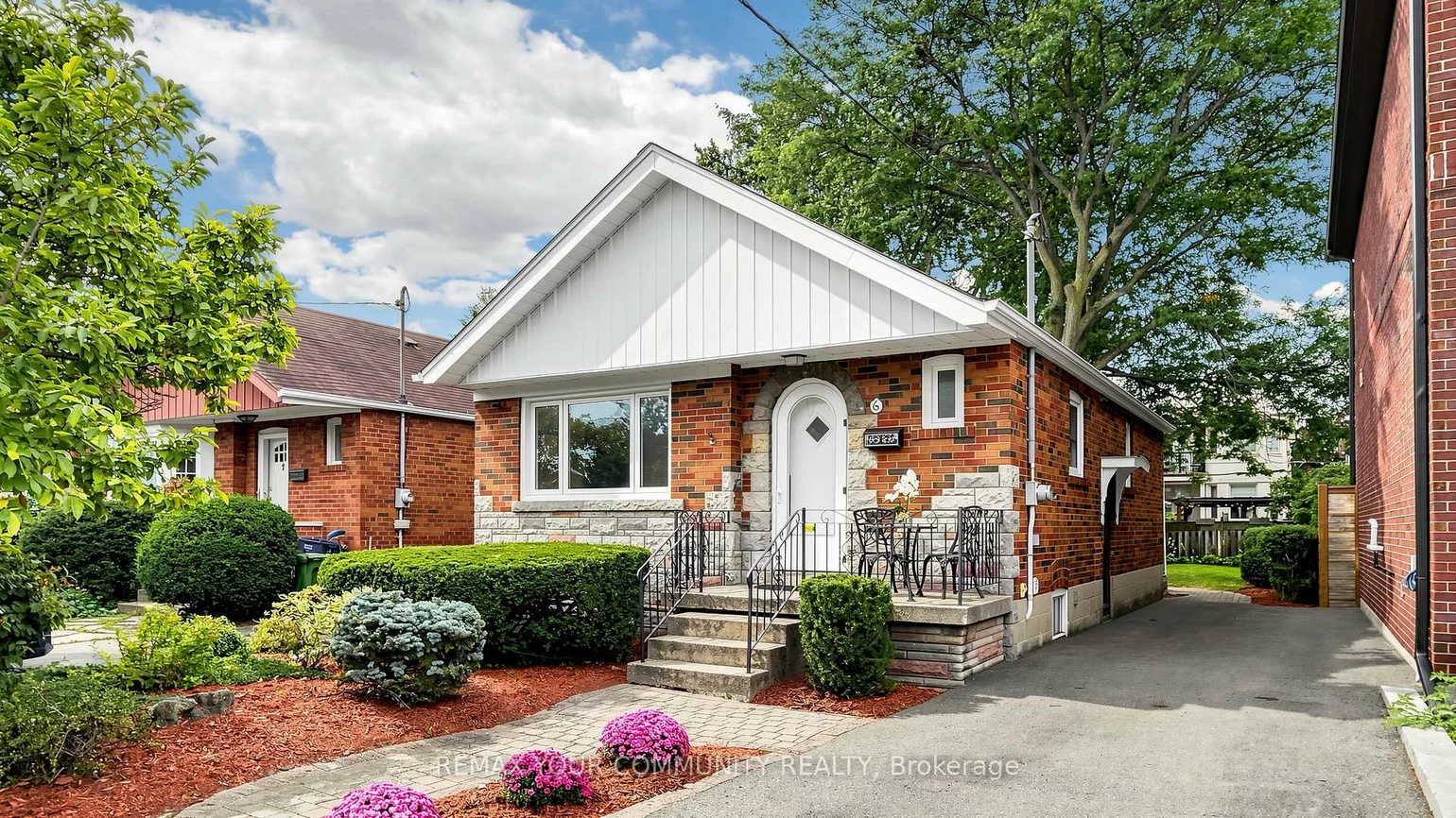 6, Athlone, East York, Toronto