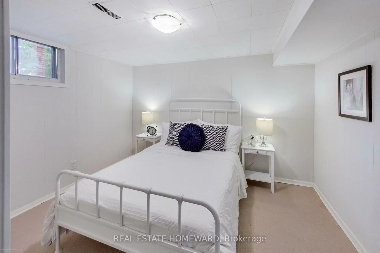 1, Bassett, Clairlea-Birchmount, Toronto