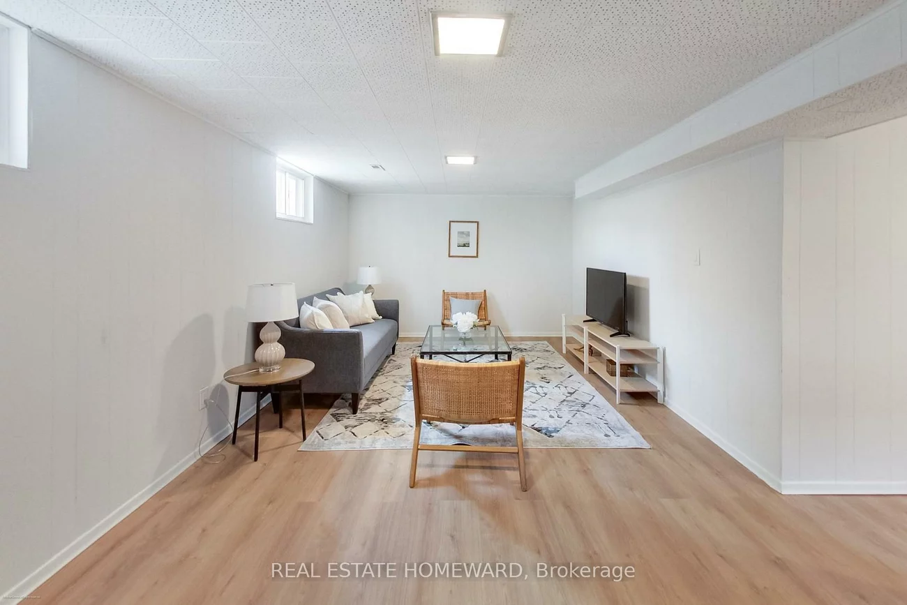 1, Bassett, Clairlea-Birchmount, Toronto