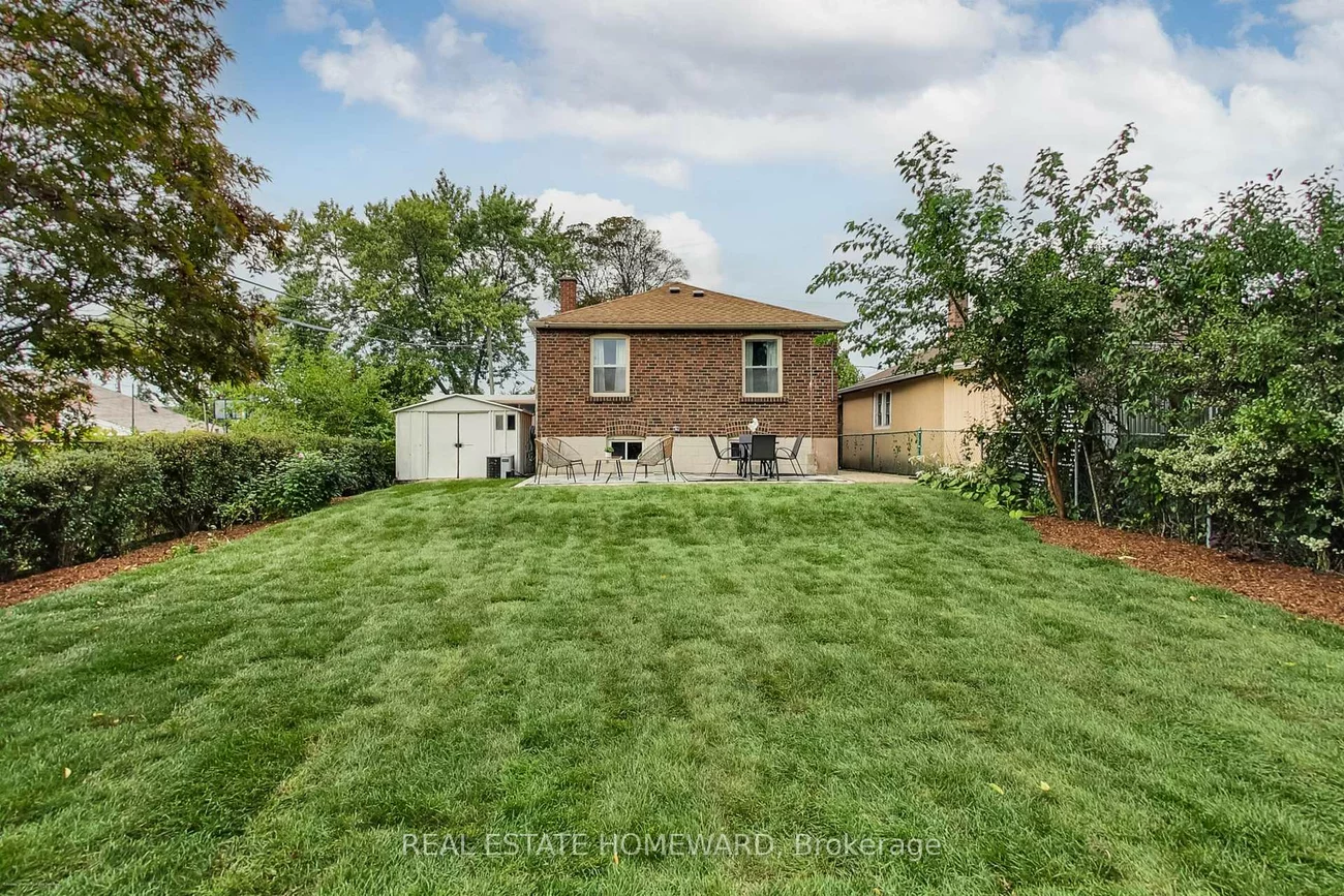 1, Bassett, Clairlea-Birchmount, Toronto