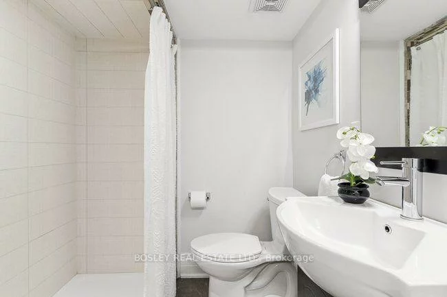 66, Durant, Danforth Village-East York, Toronto