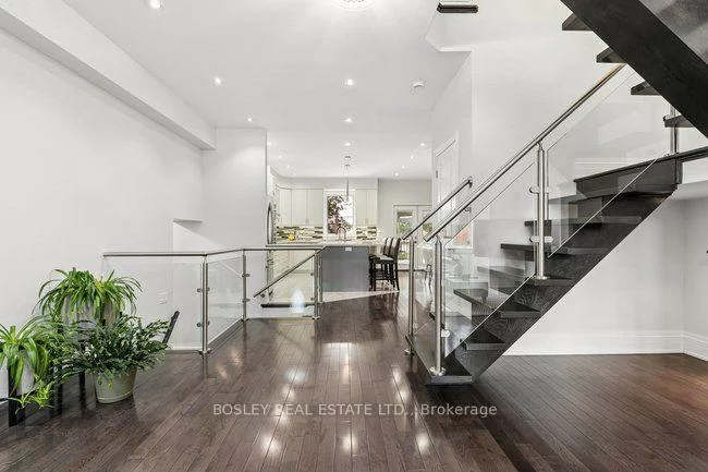 66, Durant, Danforth Village-East York, Toronto