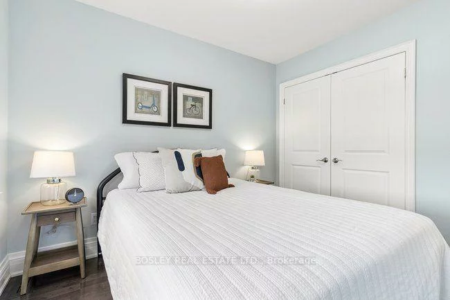 66, Durant, Danforth Village-East York, Toronto