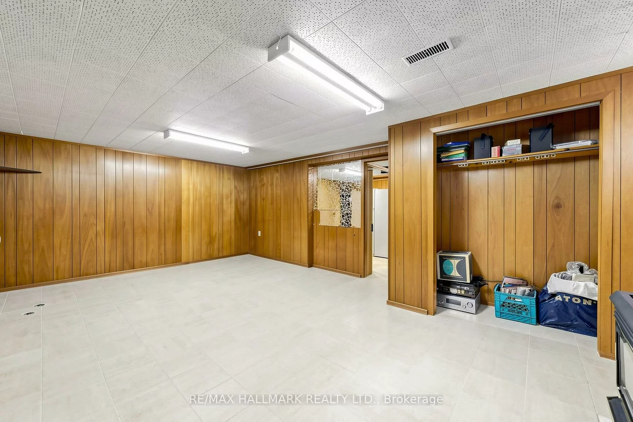 205, Vauxhall, Dorset Park, Toronto
