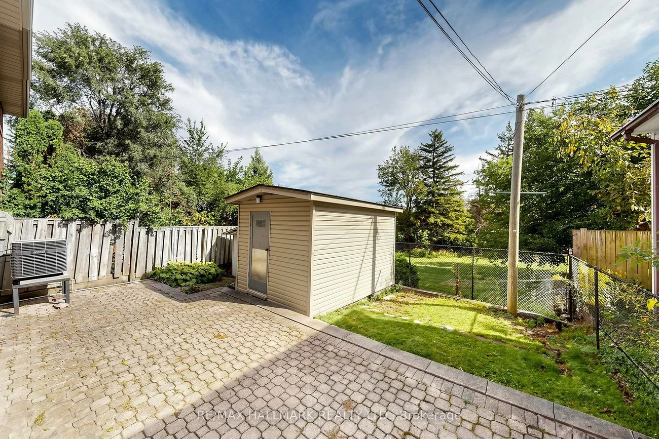 205, Vauxhall, Dorset Park, Toronto