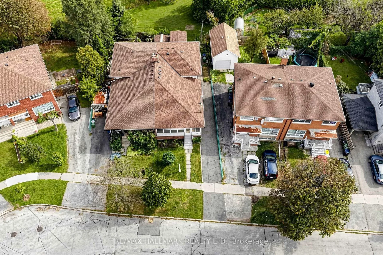 205, Vauxhall, Dorset Park, Toronto